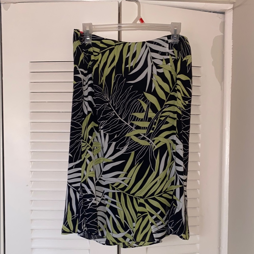Talbots Leaf Women’s Black Green Skirt